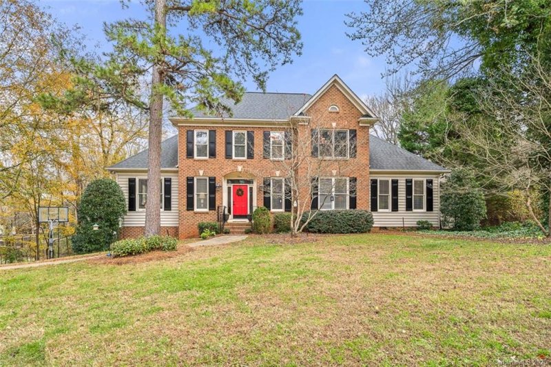 10227 Rougemont Lane