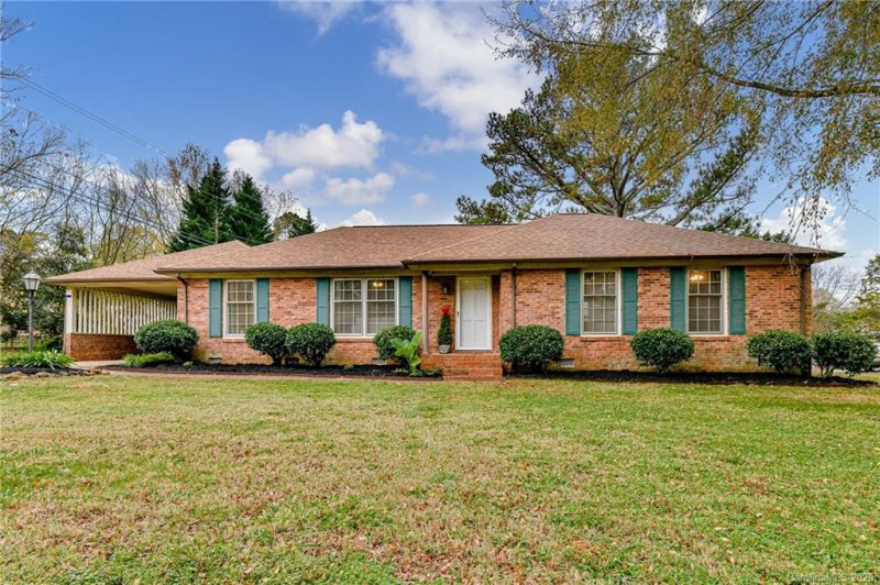 13612 Idlefield Lane