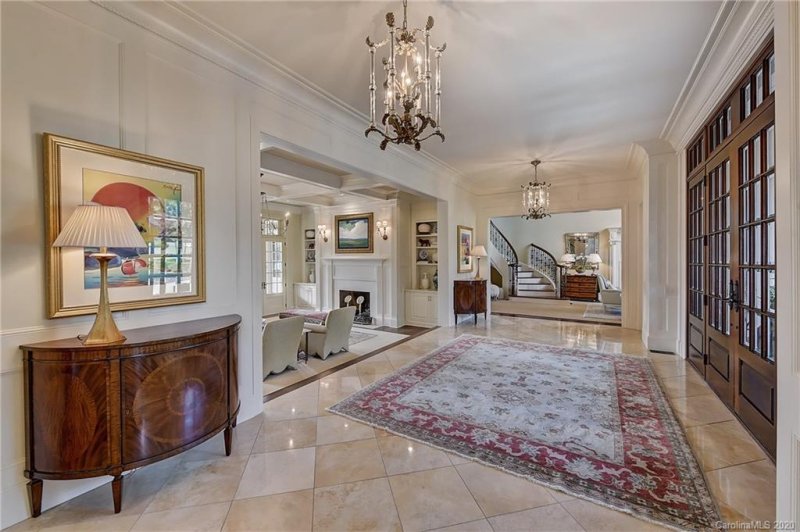 Property image 3 at 4536 Parview Drive, Charlotte, NC 28226