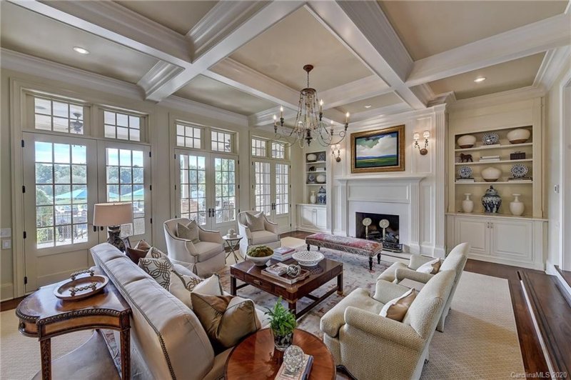 Property image 5 at 4536 Parview Drive, Charlotte, NC 28226