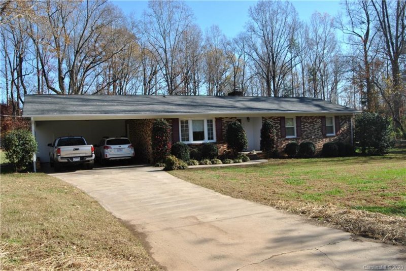 Property image 2 at 230 Vernon Street, Cherryville, NC 28021