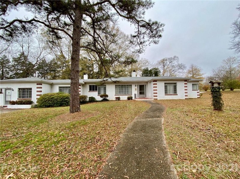 Property image 2 at 7 North Road Circle, Salisbury, NC 28146