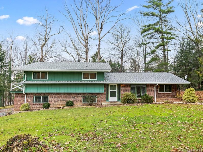 Property image 2 at 113 Brightwater Heights Drive, Hendersonville, NC 28791