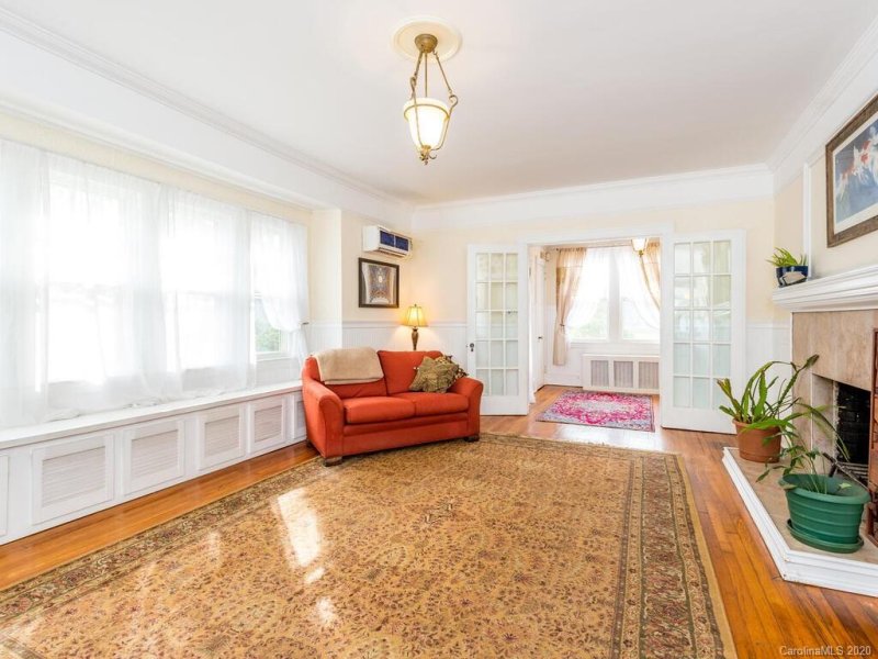 Property image 5 at 93 Westover Drive, Asheville, NC 28801