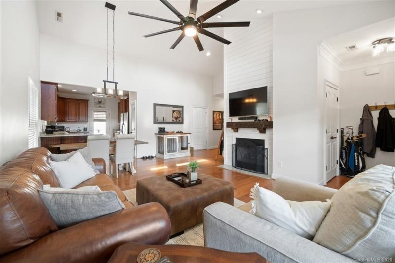 Property image 5 at 104 Coral Lane, Mooresville, NC 28117