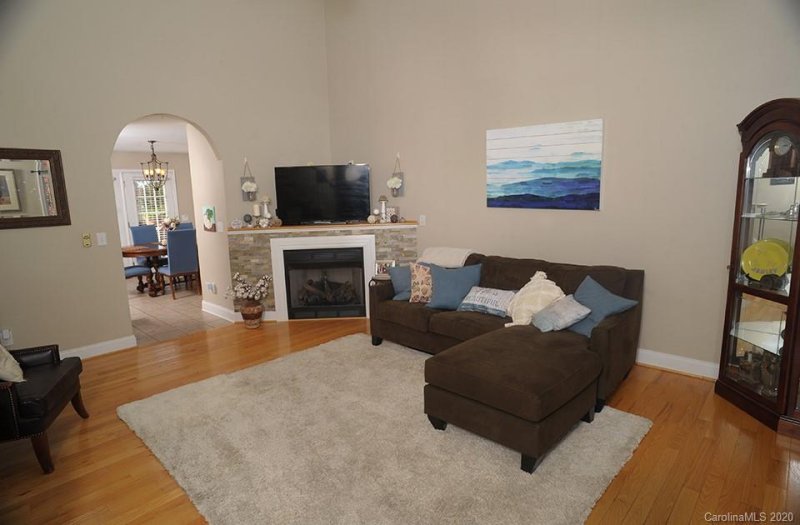 Property image 3 at 102 S Kayla Drive, Salisbury, NC 28146