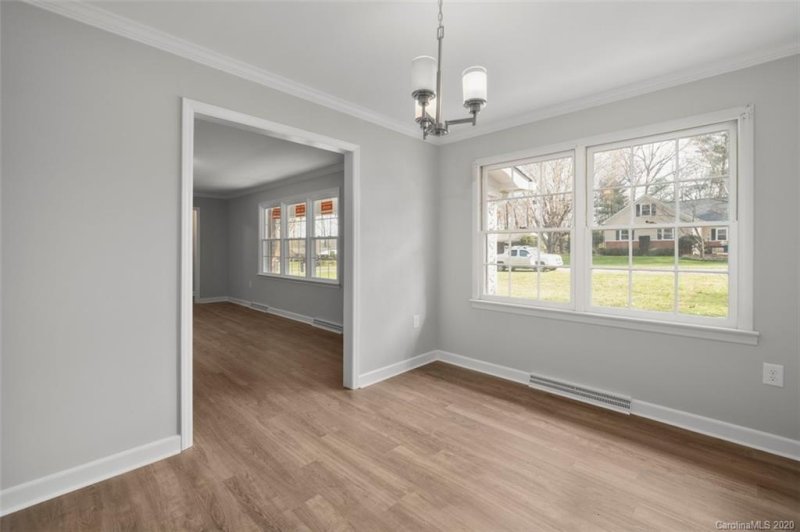 Property image 5 at 524 Berkshire Drive, Statesville, NC 28677