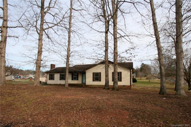 Property image 2 at 4626 Greenwood Drive, Gastonia, NC 28052