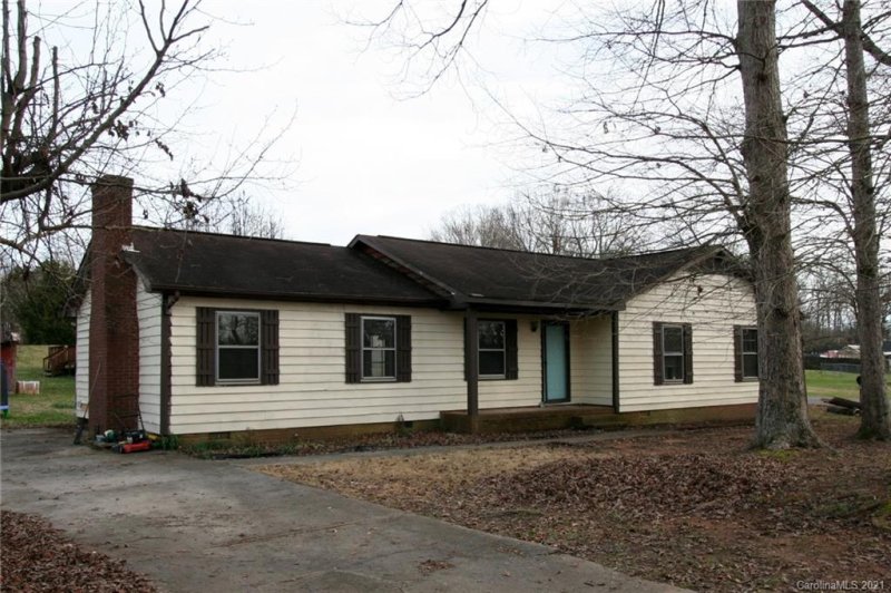 Property image 4 at 4626 Greenwood Drive, Gastonia, NC 28052