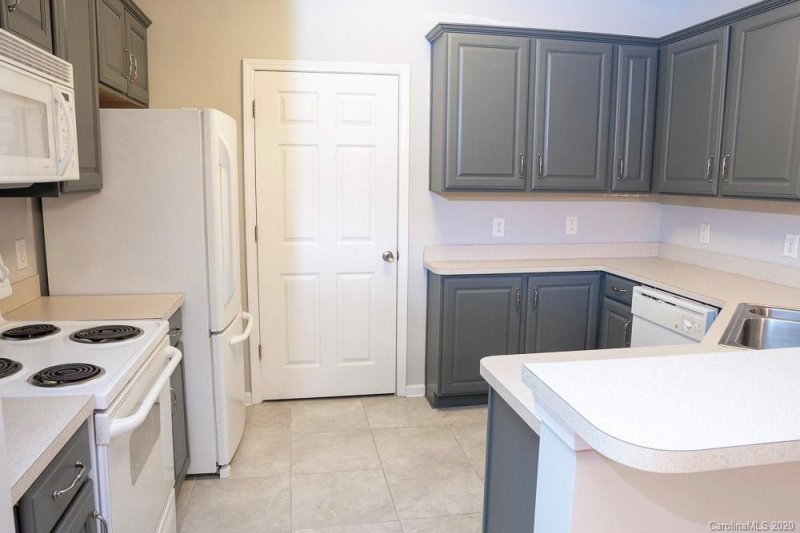 Property image 5 at 3206 Margellina Drive, Charlotte, NC 28210