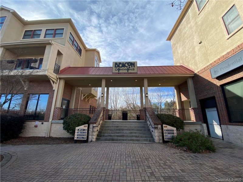 Property image 2 at 475 Church Street, Hendersonville, NC 28792