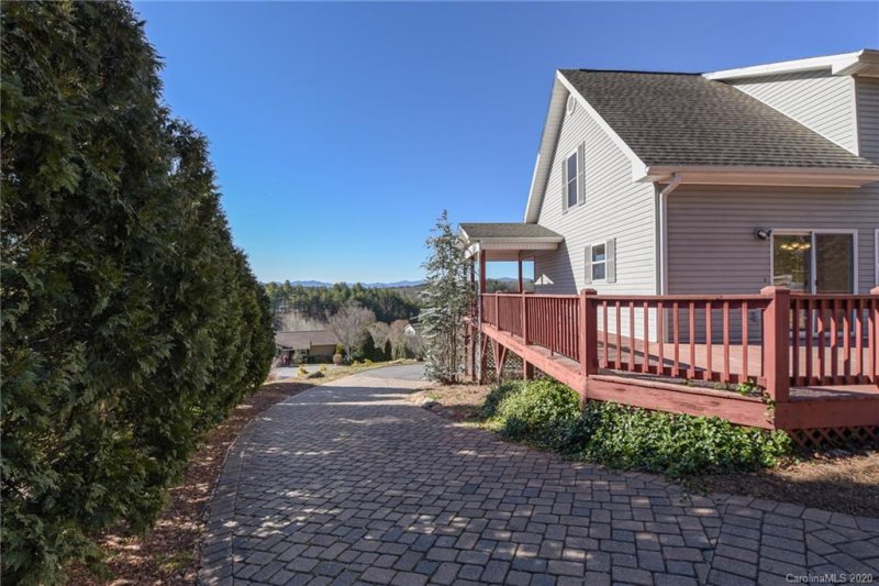 Property image 4 at 136 Ridge Brook Drive, Weaverville, NC 28787