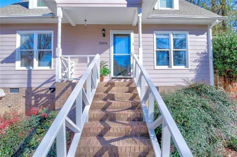 Property image 2 at 2008 Sarn Court, Gastonia, NC 28054