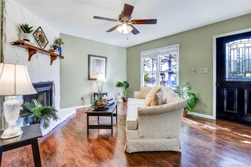 Property image 3 at 2008 Sarn Court, Gastonia, NC 28054