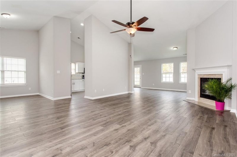 Property image 4 at 5002 Cello Court, Charlotte, NC 28215