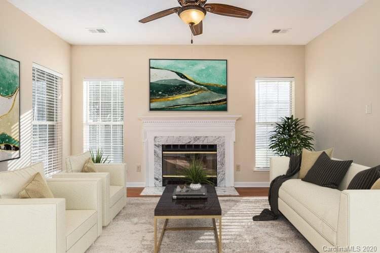 Property image 2 at 615 Oakbluff Circle, Charlotte, NC 28216