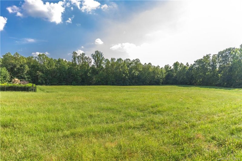 Lot 11 New Salem Road