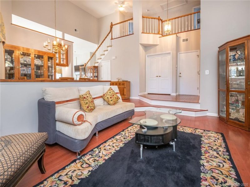 Property image 3 at 7021 Walton Heath Lane, Charlotte, NC 28277