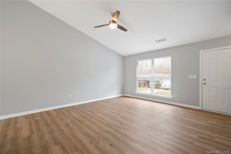 Property image 3 at 3330 Chistow Road, Matthews, NC 28105