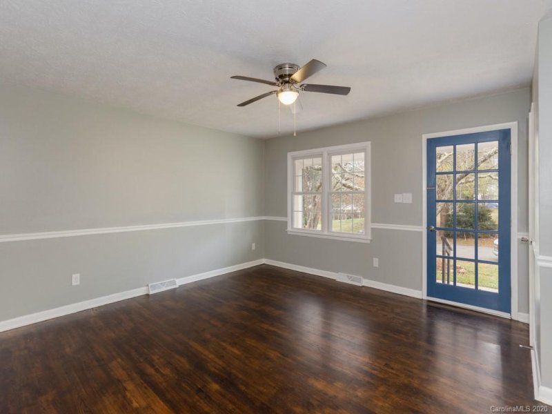 Property image 3 at 22 Summit Drive, Arden, NC 28704