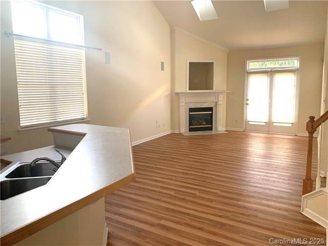 Property image 4 at 9110 Scarcliff Lane, Charlotte, NC 28277