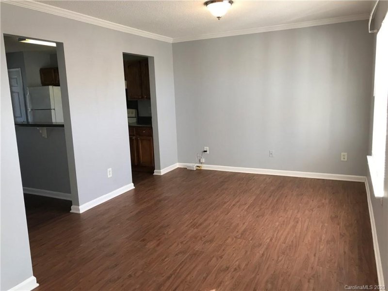 Property image 3 at 1300 Braveheart Lane, Charlotte, NC 28216