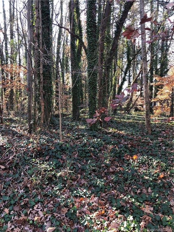 Property image 3 at 2025 Mcdonald Drive, Charlotte, NC 28216