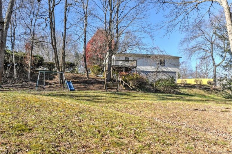 Property image 3 at 11 Grandview Circle, Asheville, NC 28806