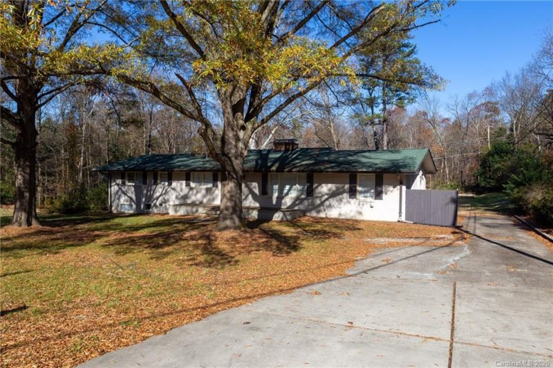 Property image 2 at 7116 Marley Circle, Charlotte, NC 28214