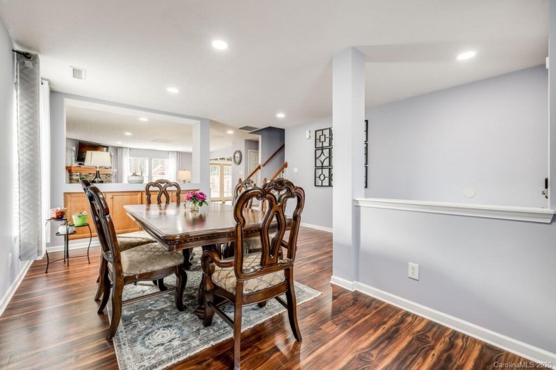Property image 3 at 12816 Silvaire Farm Road, Charlotte, NC 28278