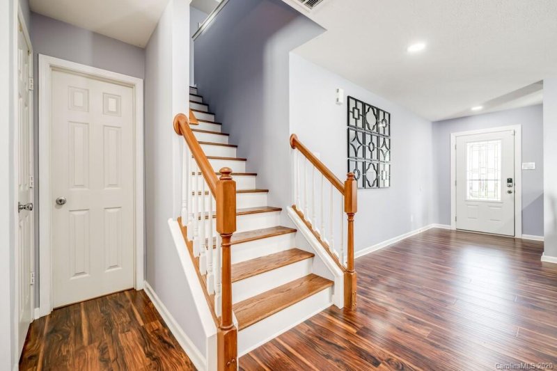 Property image 4 at 12816 Silvaire Farm Road, Charlotte, NC 28278