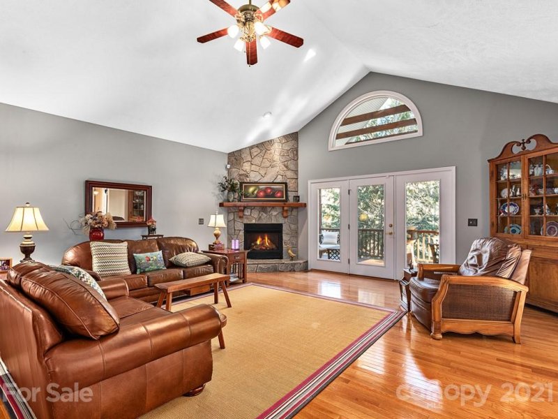 Property image 3 at 34 Begonia Drive, Waynesville, NC 28786