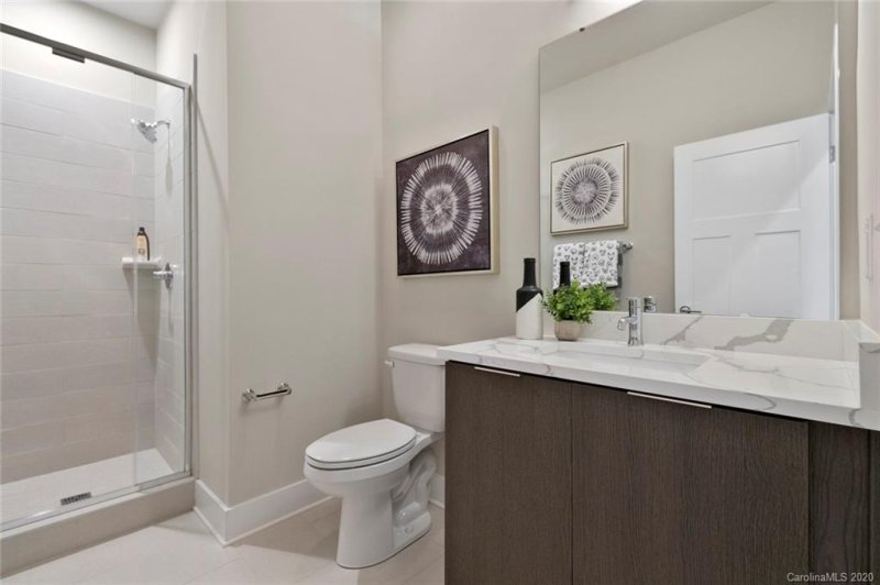 Property image 5 at 1571 Duckworth Avenue, Charlotte, NC 28208