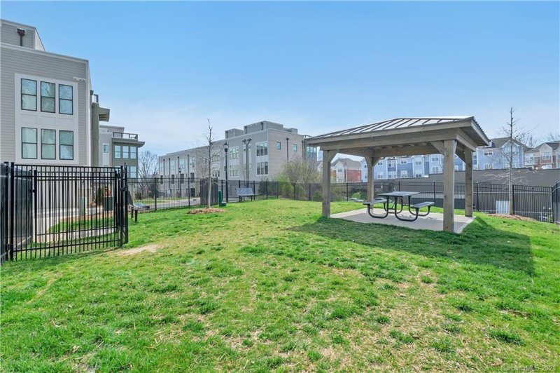 Property image 3 at 1579 Duckworth Avenue, Charlotte, NC 28208