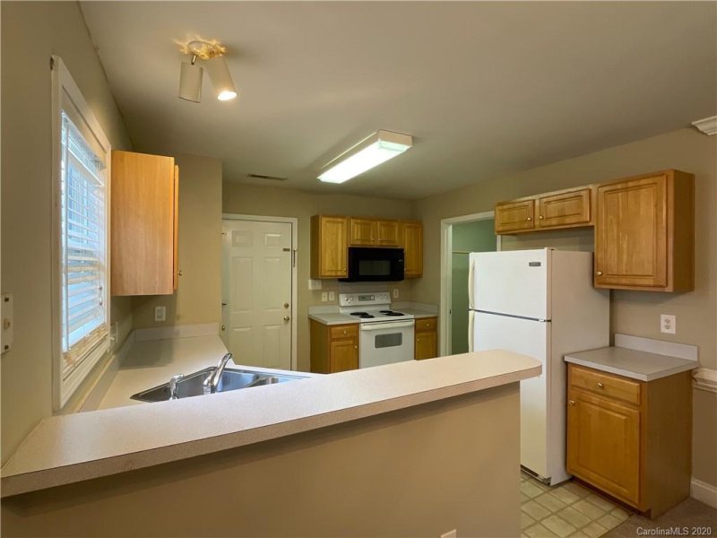 Property image 3 at 6010 Hemby Commons Parkway, Indian Trail, NC 28079