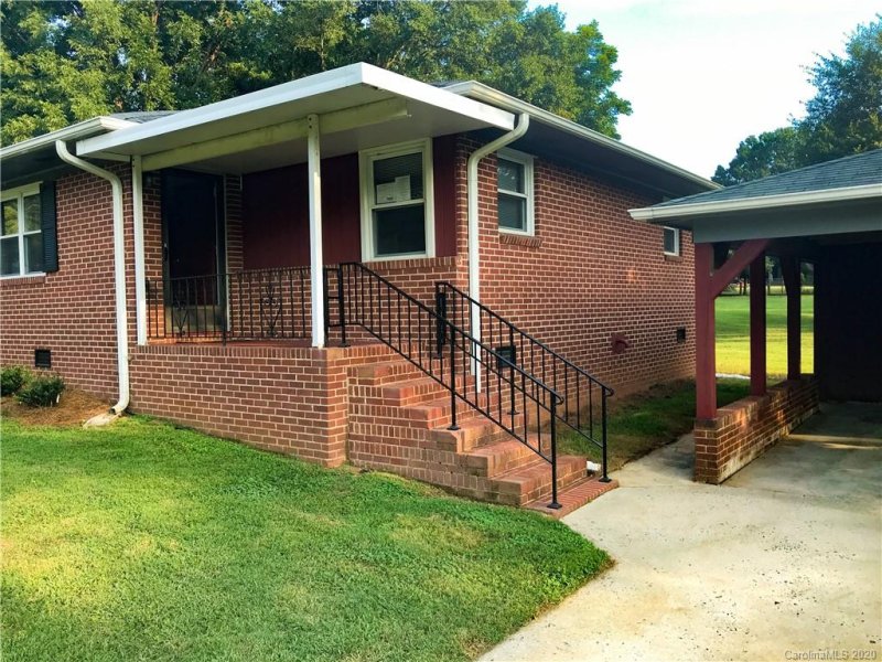 Property image 3 at 115 Peachtree Street, Belmont, NC 28012