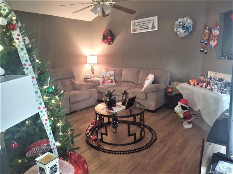 Property image 4 at 2104 Redberry Lane, Conover, NC 28613