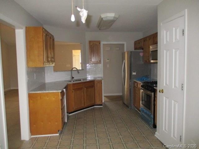 Property image 4 at 3114 Leicester Drive, Matthews, NC 28104