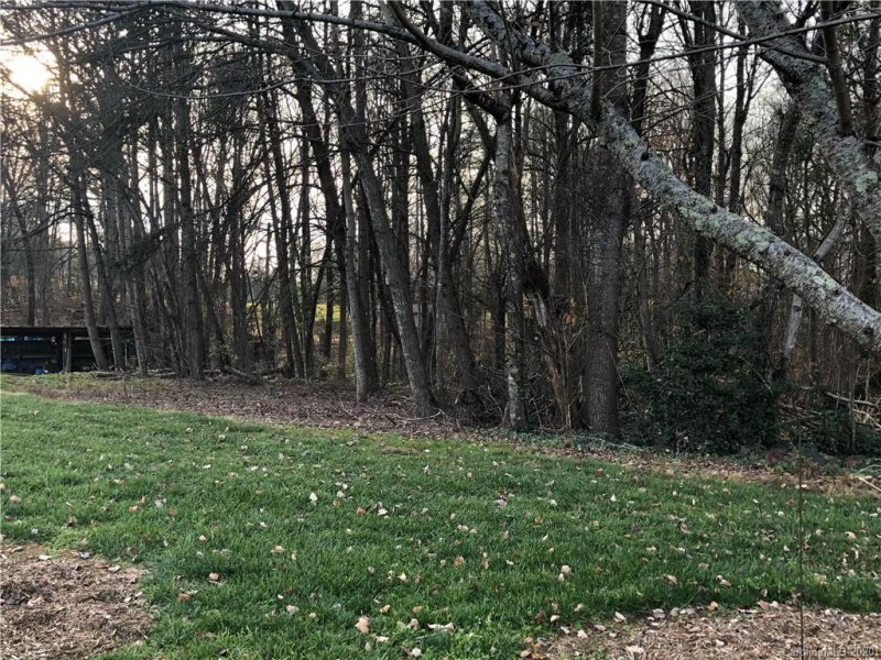 Property image 3 at 1328 33rd Avenue Drive, Hickory, NC 28601