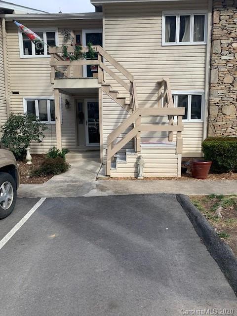 Property image 3 at 411 Britton Creek Drive, Hendersonville, NC 28791