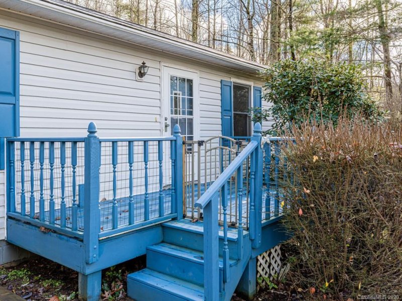 Property image 2 at 205 Cinnamon Way, Flat Rock, NC 28731