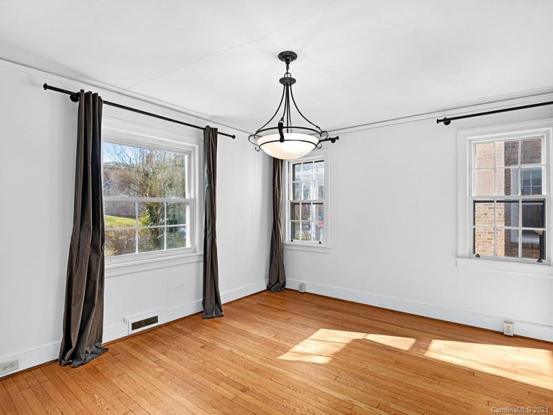 Property image 4 at 29 Lucerne Avenue, Asheville, NC 28806