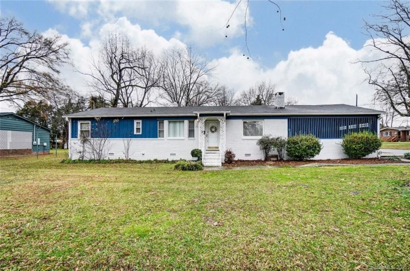 Property image 2 at 5951 Olinda Street, Charlotte, NC 28215