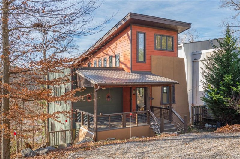 Property image 2 at 208 Westover Drive, Asheville, NC 28801