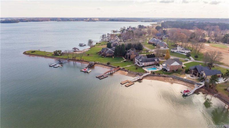 Property image 2 at 1212 Eaglecrest Drive, Stanley, NC 28164