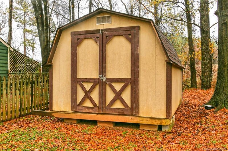 Property image 5 at 618 Tryon Place, Gastonia, NC 28054