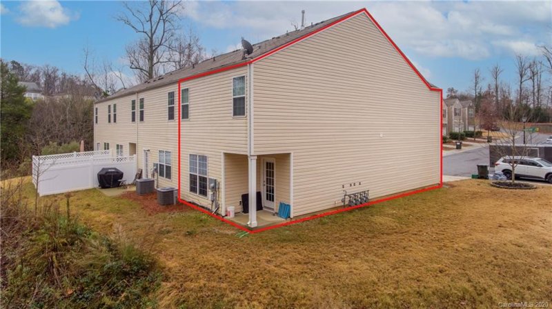 Property image 4 at 4062 Queensbridge Road, Charlotte, NC 28213