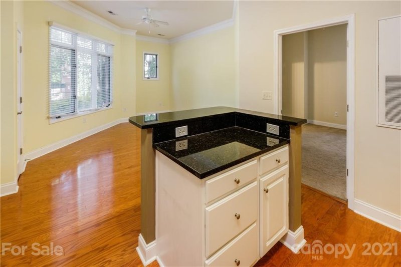 Property image 5 at 755 N Alexander Street, Charlotte, NC 28202