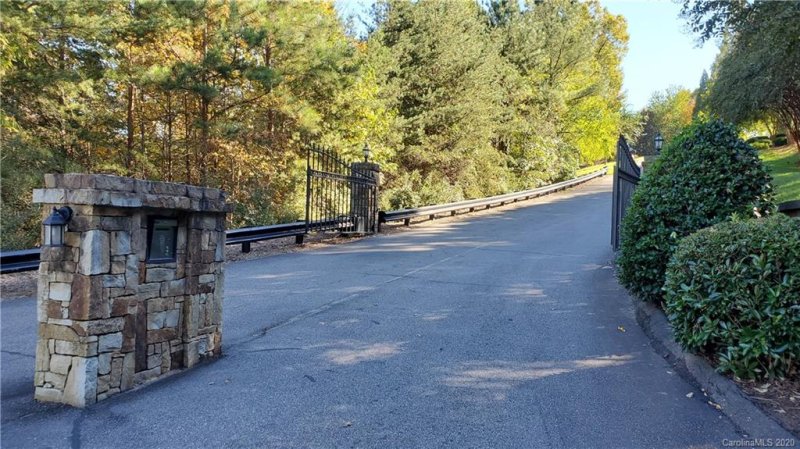 Property image 5 at 302 Windemere Isle Road, Statesville, NC 28677