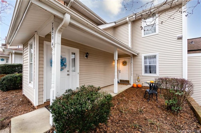 Property image 3 at 7829 Davinci Lane, Charlotte, NC 28226